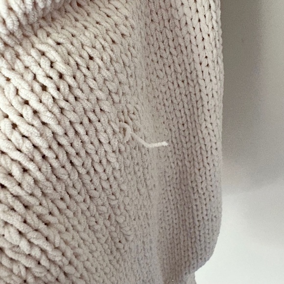 American Eagle Chenille Oversized Cardigan - Picture 5 of 6